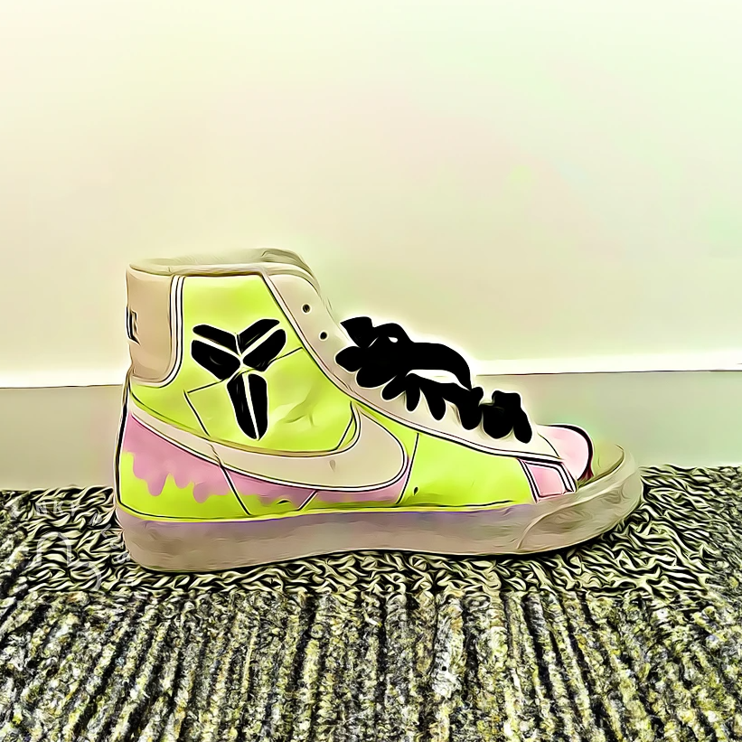Shoe